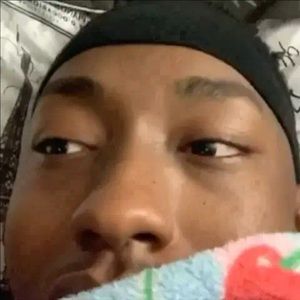 Meet your Posher, Emmanuel